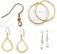Swap your Dangly Earring #1 - Gold 