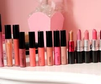 MM: SHOW YOUR COLLECTION - LIPS!