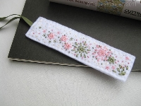Handmade Felt Bookmark Swap