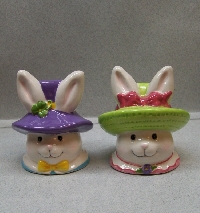 easter salt and pepper shakers.