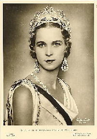 Vintage postcard of Royalty