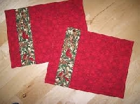 FF: Reversible Christmas Placemats