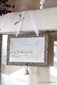 IS: Vintage Postcard Wall Hanging - US only