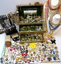 Making New Out of Old-Costume Jewelry Swap #1