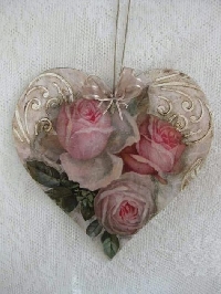 Heart-Shaped Valentine Tag with Roses