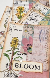 USAPC: Index Card Art:  Collage with Flower