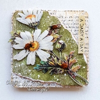 Daisy-Themed Inkbox Card