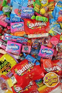 Candy and a note swap