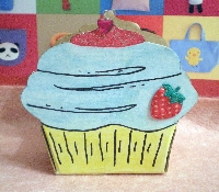 Make and Fill a Cupcake Shaped Box 