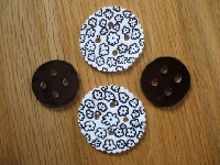 Shrink Plastic buttons
