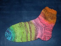 Knitting socks is fun =)