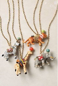Mary Poppins: circus in the sky animal pendant