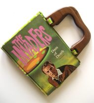 make a purse from an old book