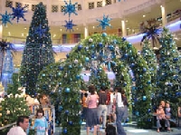December ( Shopping Mall Decor) around da' world